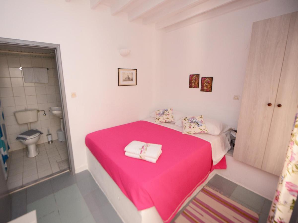 Medieval Inn Rhodes City Rom bilde